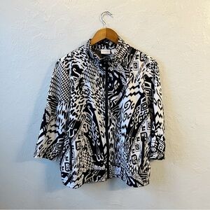 Zenergy Chico’s Animal Zebra Print Zipper Jacket Size 1 Athletic